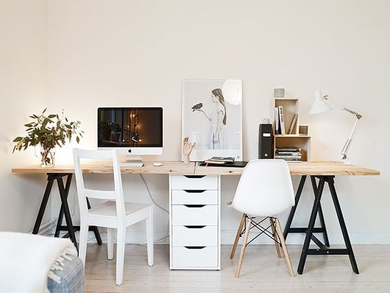 bàn làm việc khung sắt